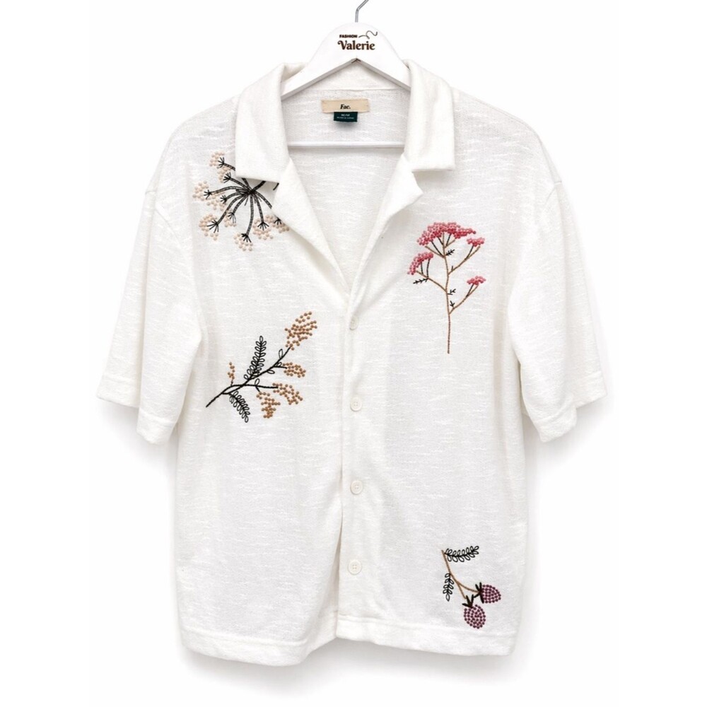 Esc White Blouse Top Collared Dainty Floral Embroidered Size Medium Spring